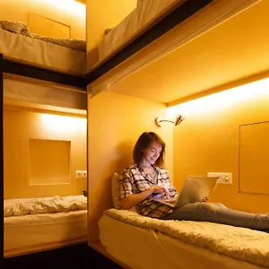 https://central-baku-hostel.aboutbakuhotels.com